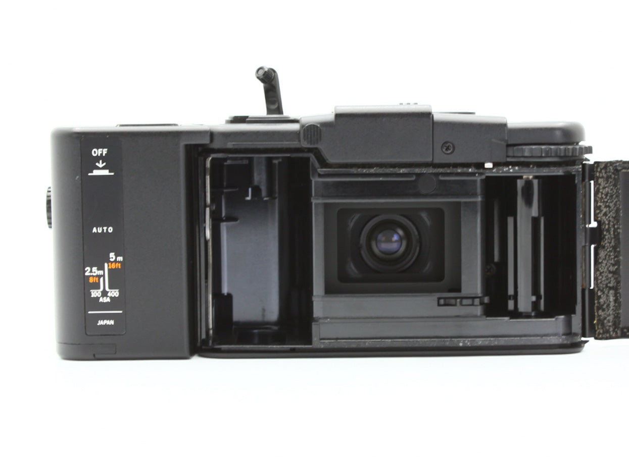 Olympus XA2 Point & Shoot 35mm Film Camera A11 Flash from JAPAN【Exc+4】
