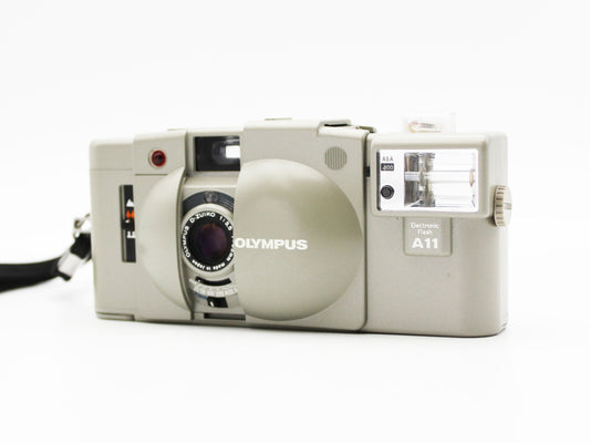 Olympus XA 2 Point&Shoot 35mm Film Camera A11 Flash from JAPAN【Exc+3】