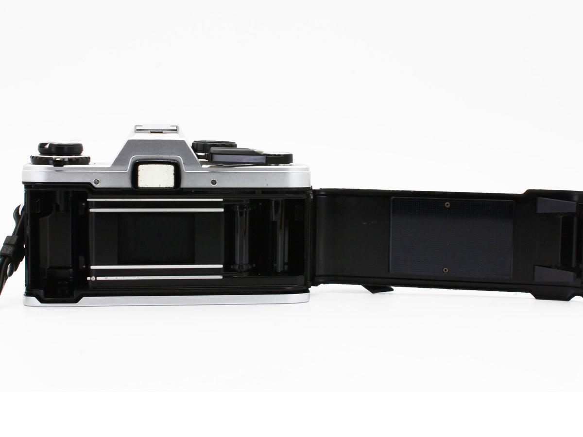 OLYMPUS OM-10 35mm film camera ZUIKO AUTO-S 50mm f/1.8 Lens JAPAN【Exc+3】