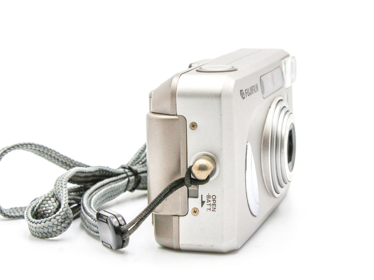 FUJIFILM SILVI 1000 Point & Shoot 35mm Film Camera from JAPAN【VeryGood】