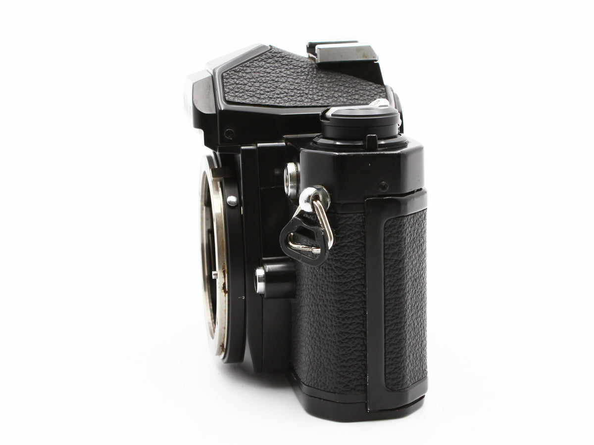 Nikon FM Black 35mm Film Camera Nikkor 35-135mm f3.5-4.5 Lens【Very Good】