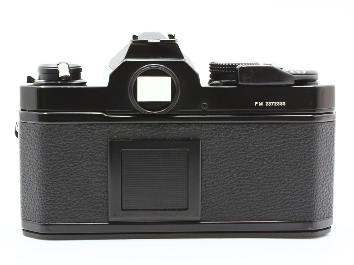Nikon FM Black 35mm Film Camera Nikkor 35-135mm f3.5-4.5 Lens【Very Good】