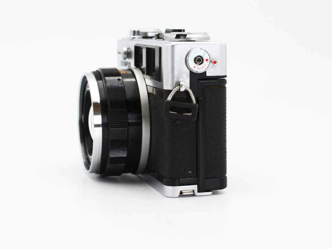 OLYMPUS 35 DC Rangefinder Film Camera F.Zuiko 40mm f/1.7 Lens from JAPAN【Exc+3】