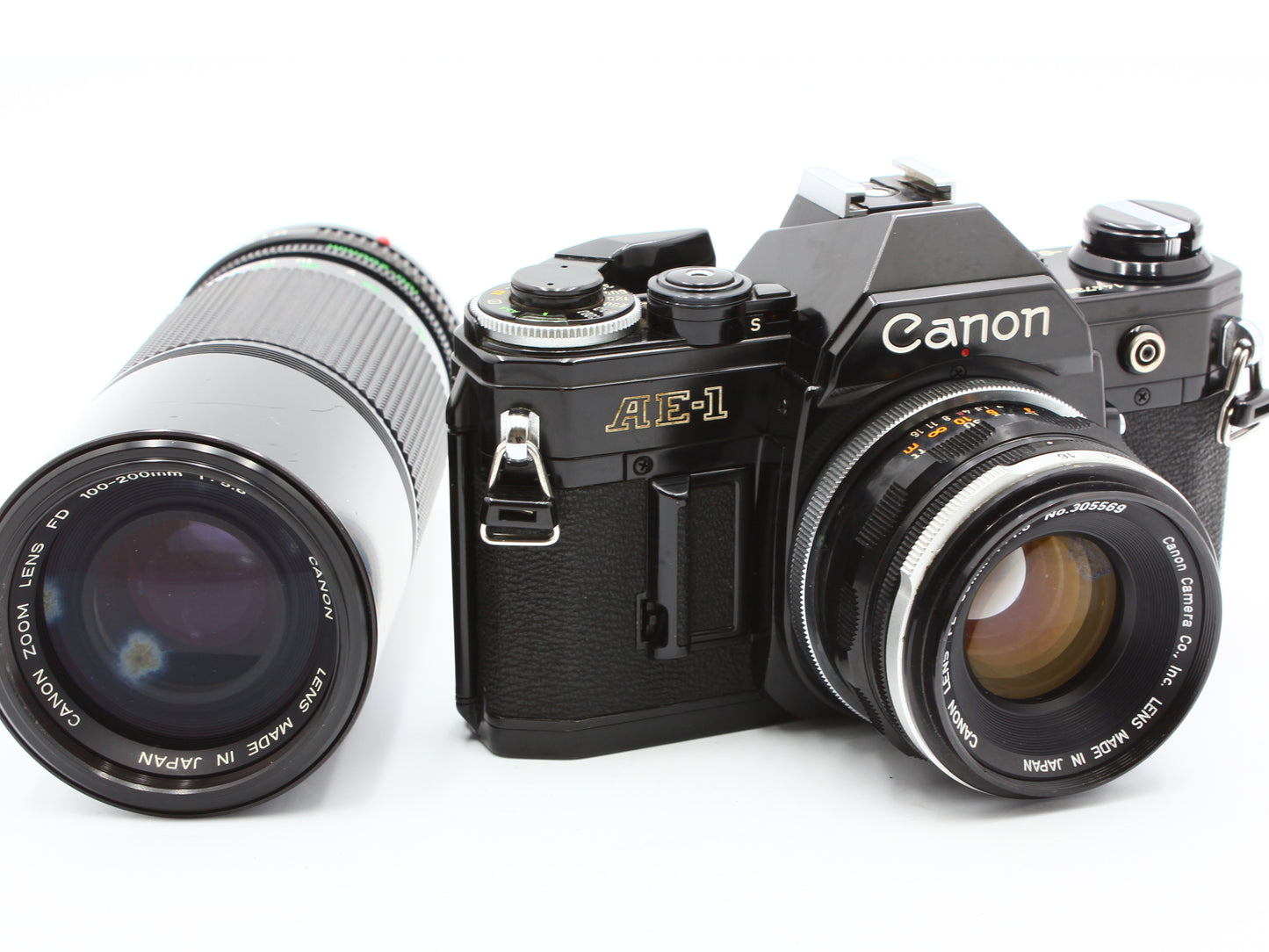 Canon AE-1 Film Camera Black FL 50mm f/1.8 NFD 100-200mm f/5.6 Lens JAPAN【Exc+3】