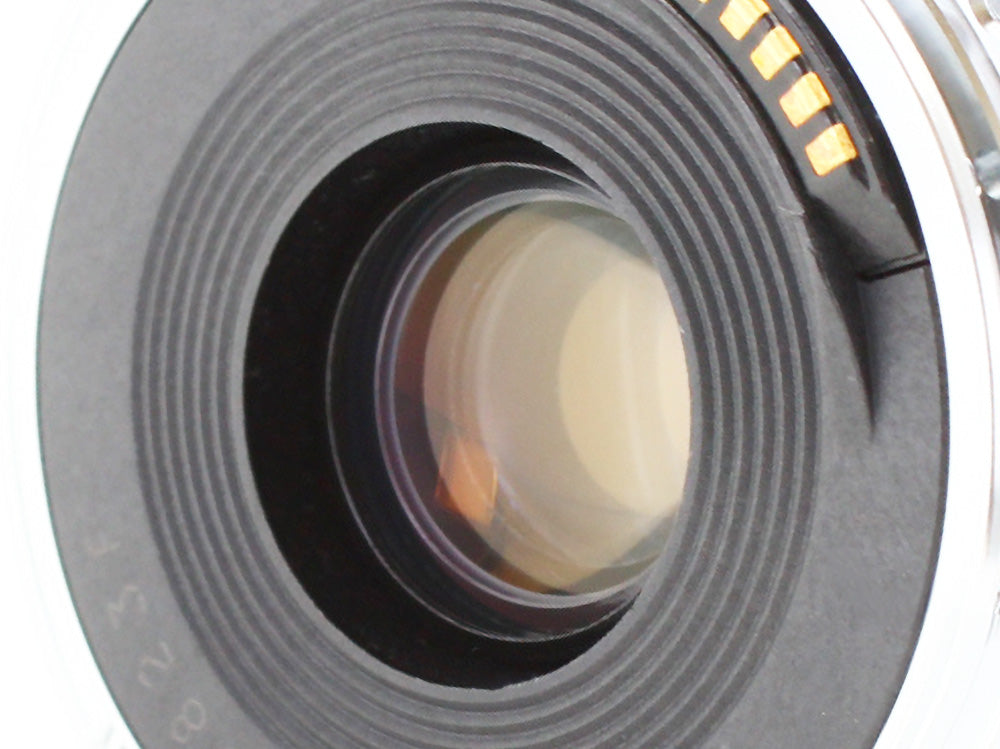 Canon EF 20-35mm f/3.5-4.5 USM Zoom AF Lens from JAPAN【Exc+3】