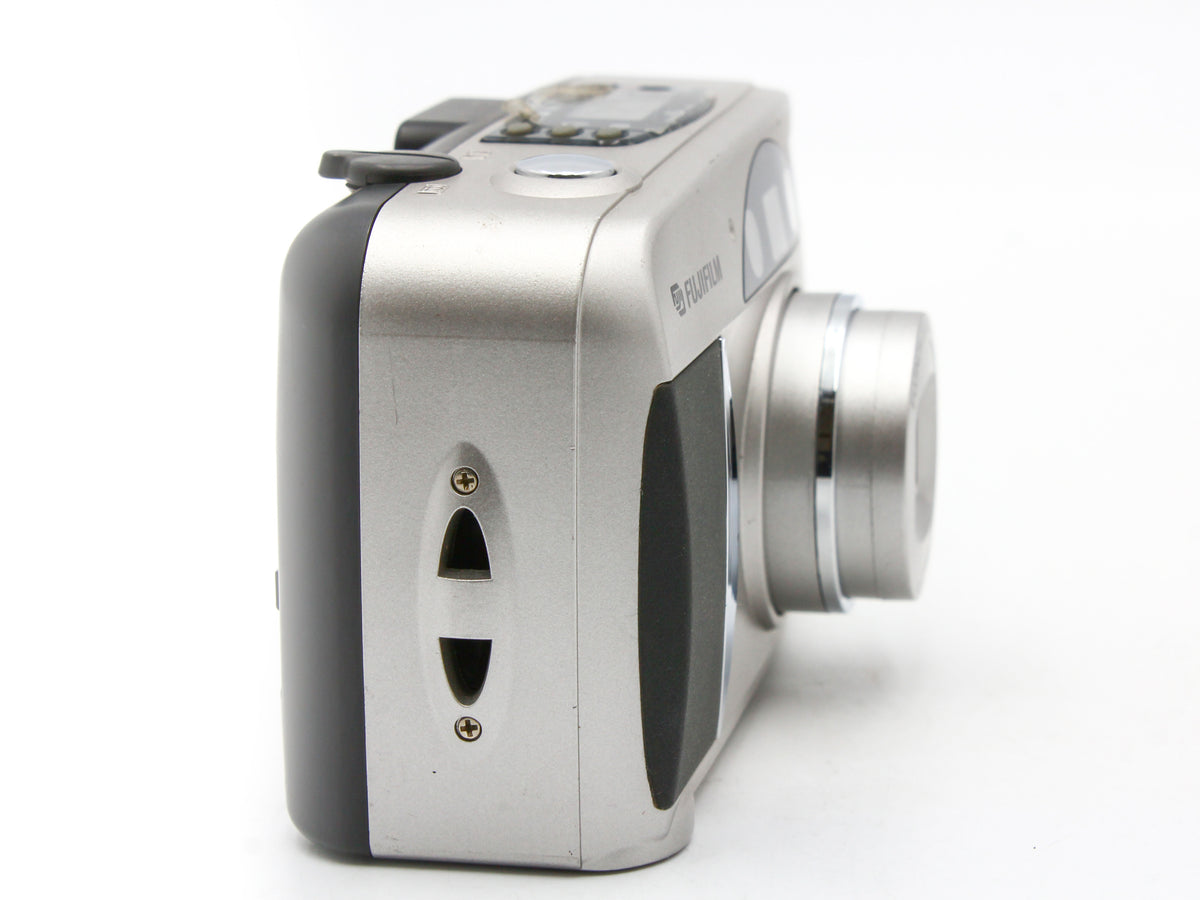 FUJIFILM SILVI 70 Point & Shoot 35mm Film Camera from JAPAN【Exc+4】