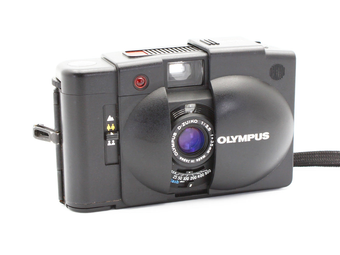 Olympus XA2 35mm Point&Shoot Film Camera D.Zuiko 35mm f3.5 from JAPAN【Exc+3】