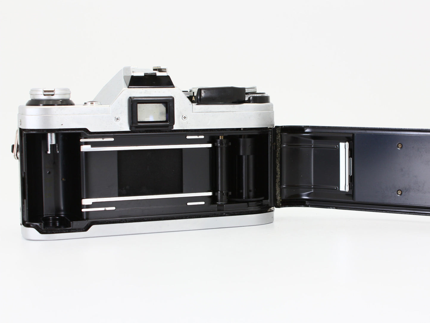 Canon AE-1 SLR 35mm Film Camera FD 50mm f/1.8 s.c. Lens from JAPAN【Exc+3】