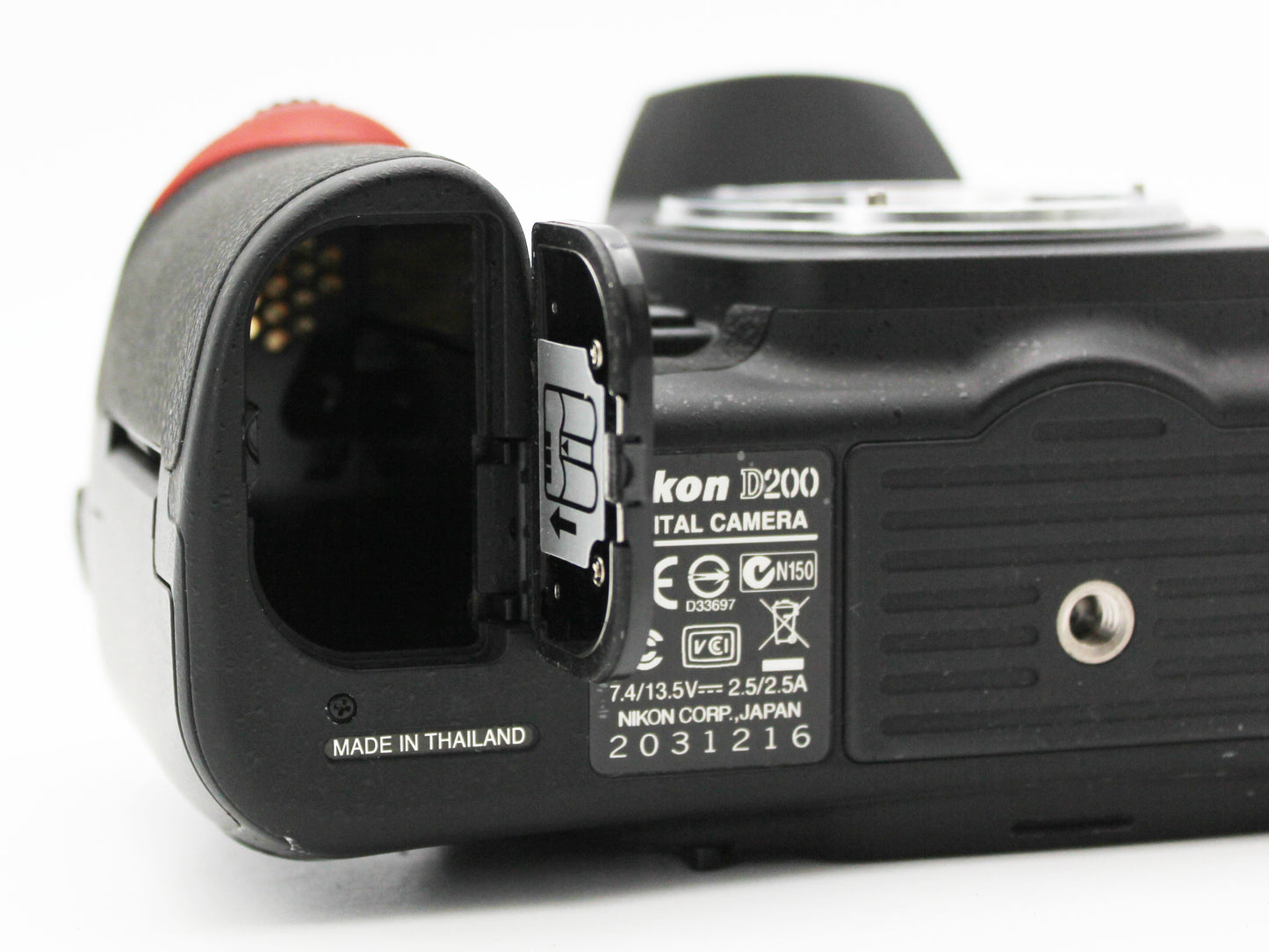 Nikon D200 10.2 MP Digital SLR Camera Body【Exc+5】