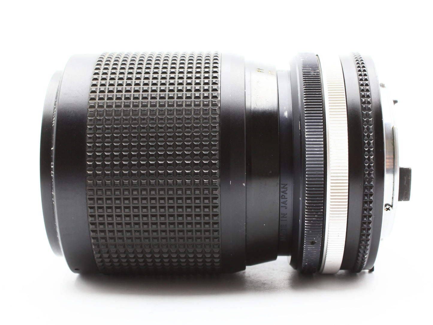 Nikon FM2 Black 35mm SLR Film Camera Body NIKKOR 35-105mm f/3.5-4.5 Lens【As-is】