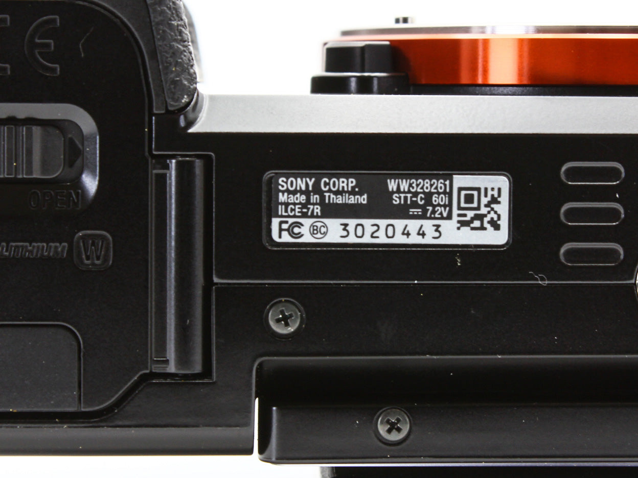 SONY α7R ILCE-7R 36.4MP Mirrorless Digital SLR Camera Body from Japan【Near Mint】