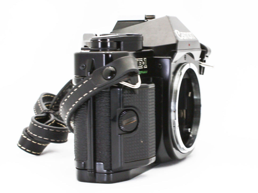 Canon AE-1 35mm SLR Film Camera FD 35-70mm f/3.5-4.5 Lens JAPAN【VeryGood】