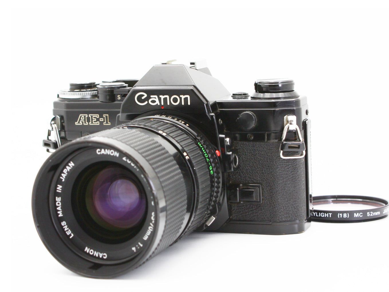 Canon AE-1 SLR Film Camera Black New FD 35-70mm f/4 Zoom Lens from JAPAN【Exc+3】