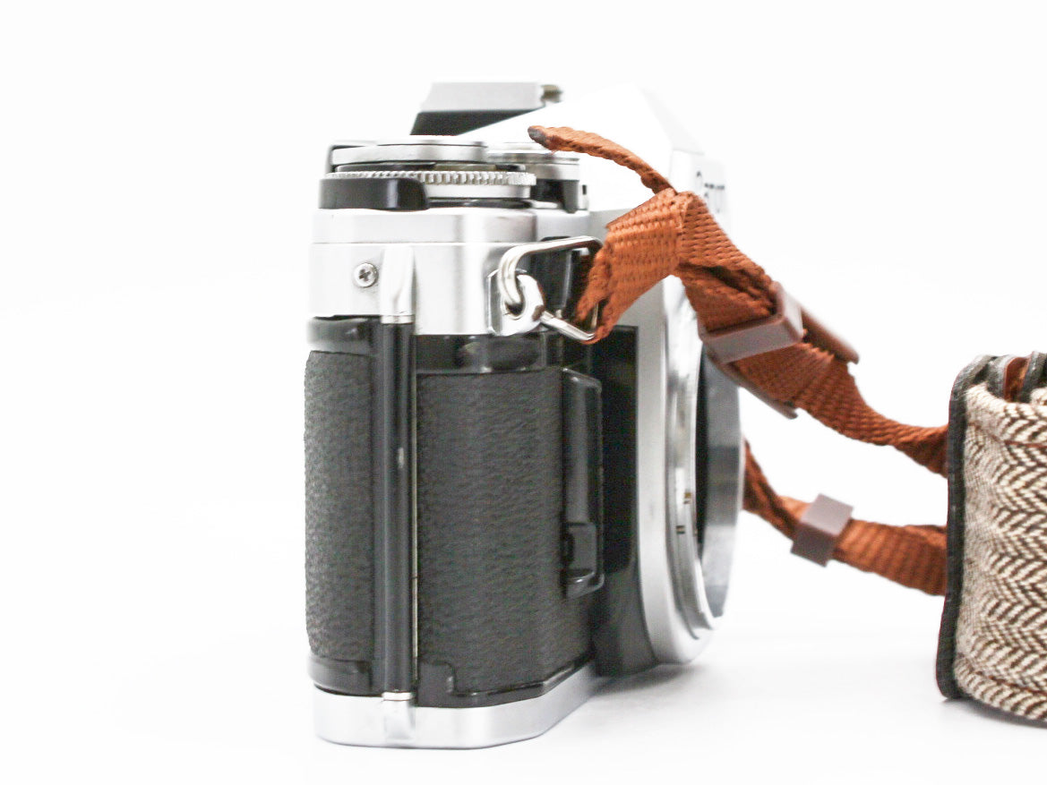 Canon AE-1 SLR Film Camera FD 28mm f/2.8 s.c. MF Lens from JAPAN【Exc+3】