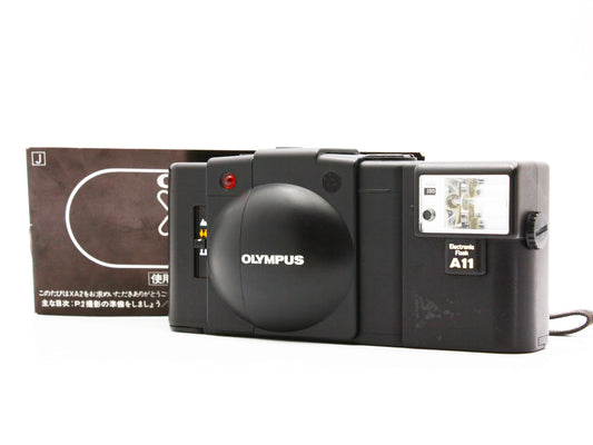 OLYMPUS XA2 Point & Shoot 35mm Film Camera Electronic Flash A11 JAPAN【Exc+5】