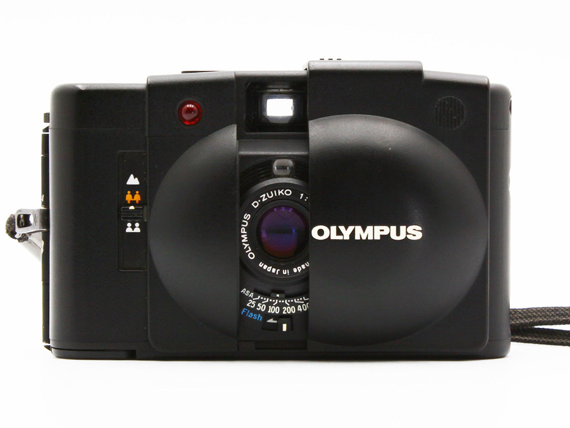 OLYMPUS XA2 Point & Shoot 35mm Film Camera Electronic Flash A11 JAPAN【Exc+5】